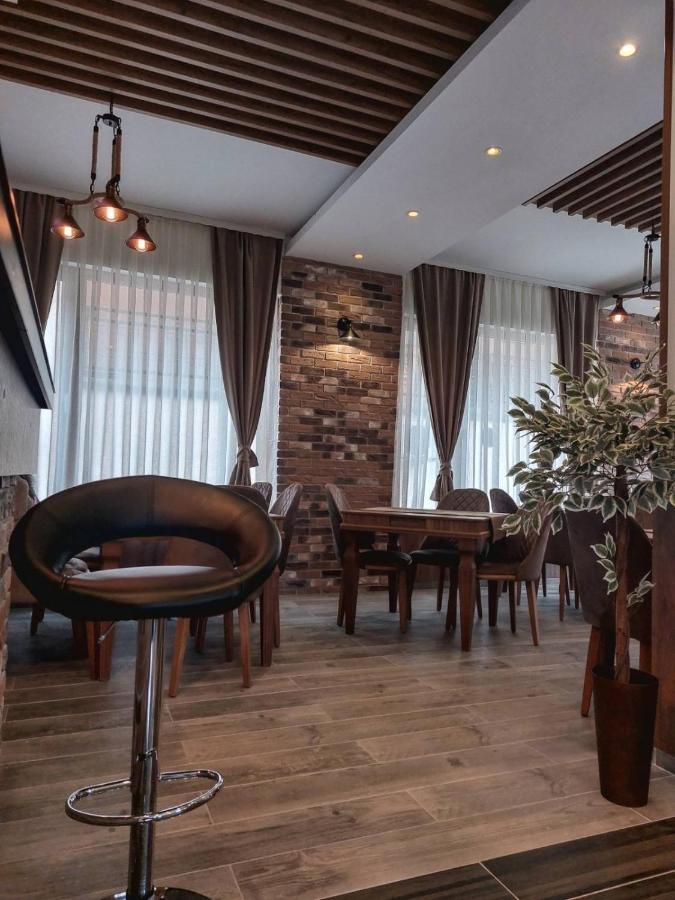Eleon Motel 브레조비체 외부 사진