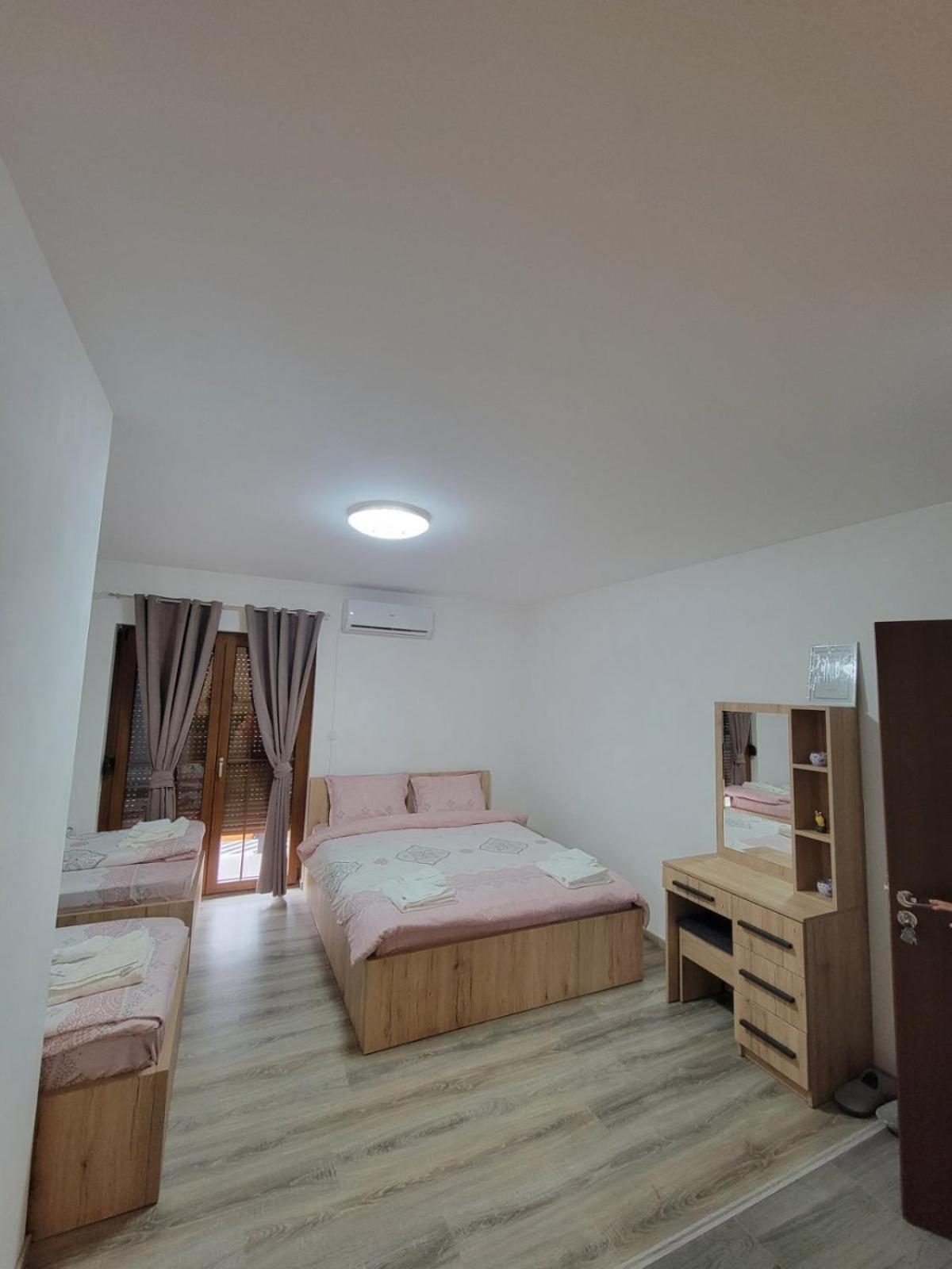 Eleon Motel 브레조비체 외부 사진